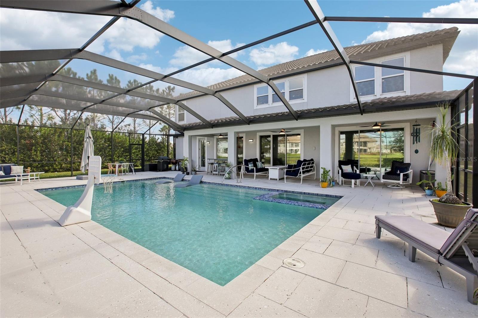 Listing photo id 51 for 7135 Graybrook Drive
