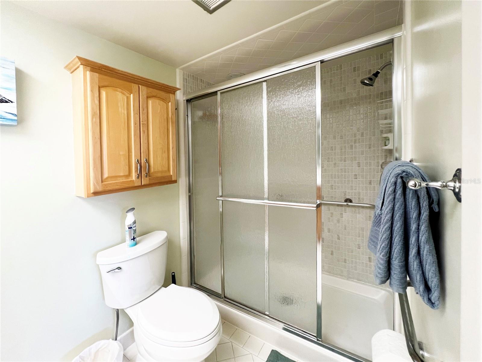 Image 17 of 25 For 5220 Brittany Drive S 1101