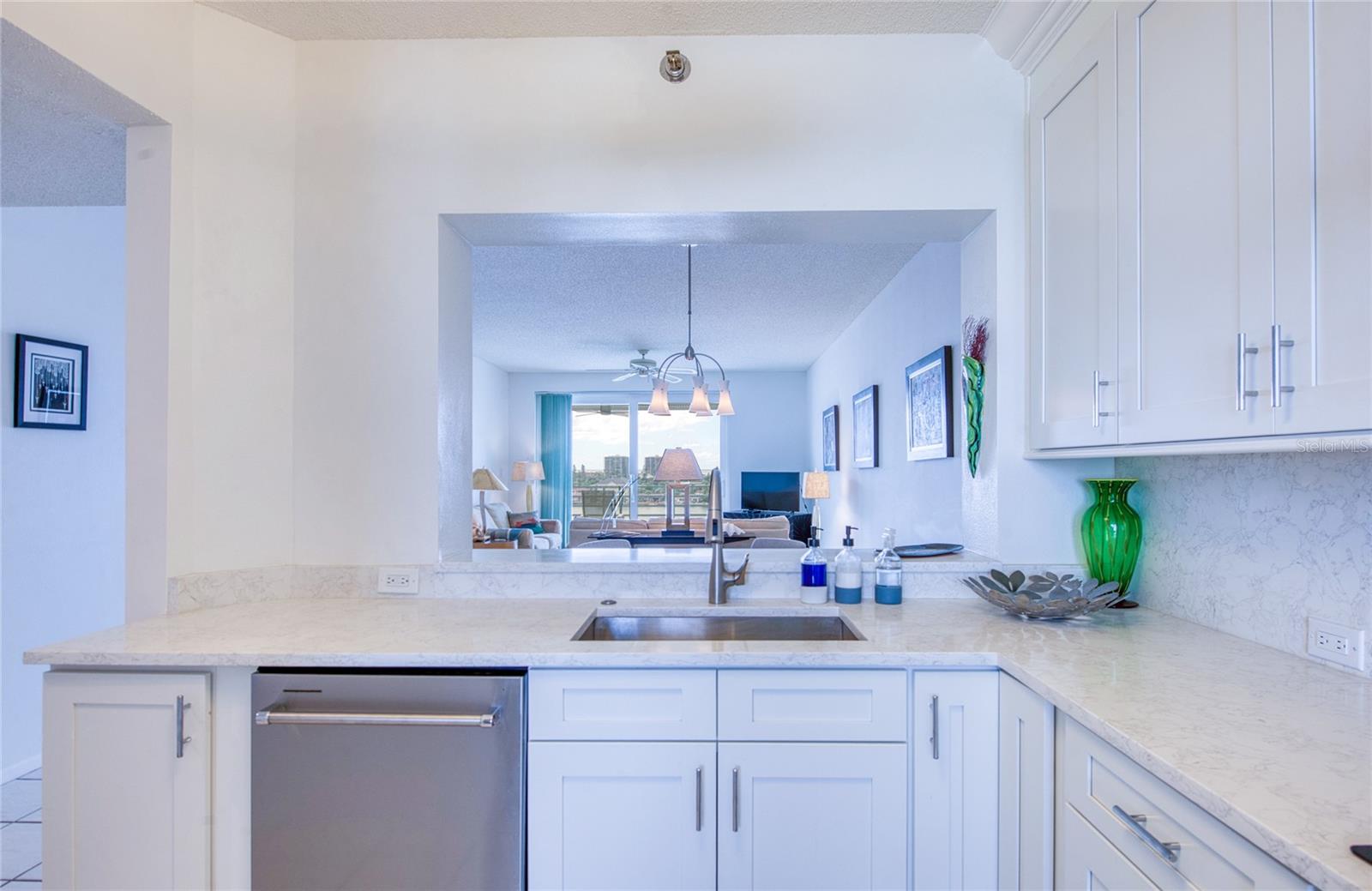Image 12 of 54 For 7974 Sailboat Key Boulevard S 603