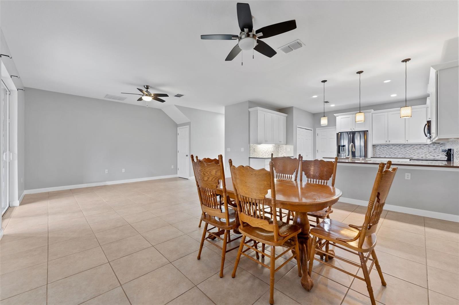 Image 5 of 28 For 1264 Riserva Lane