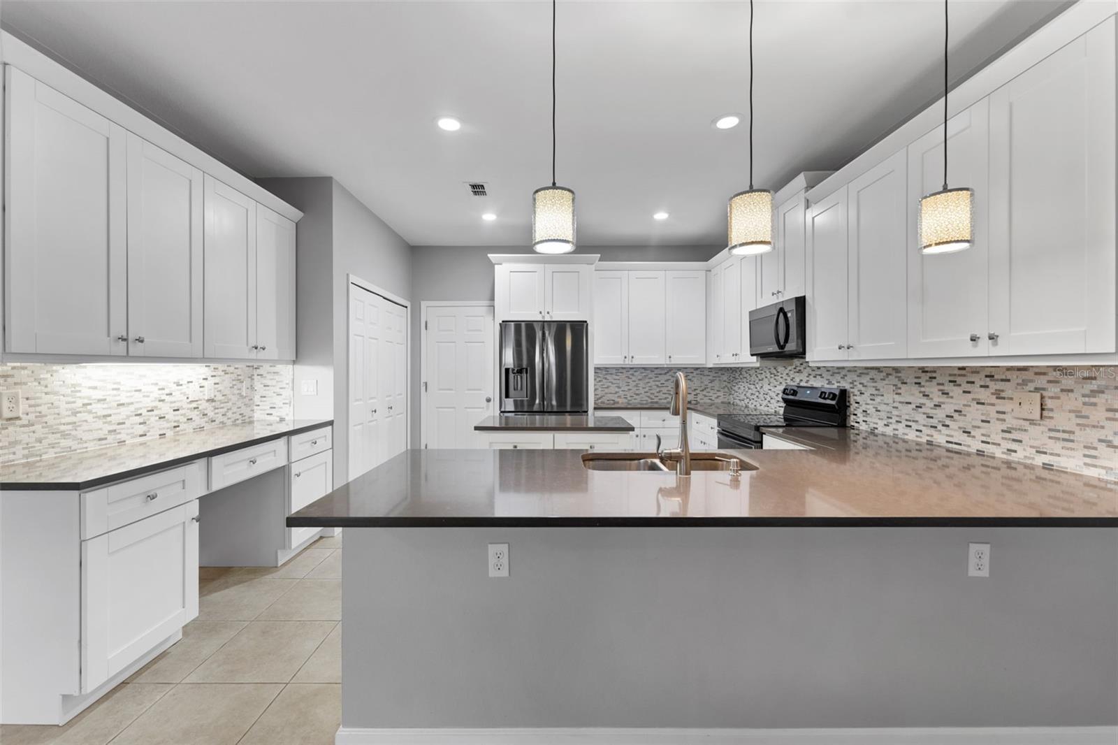 Image 7 of 28 For 1264 Riserva Lane