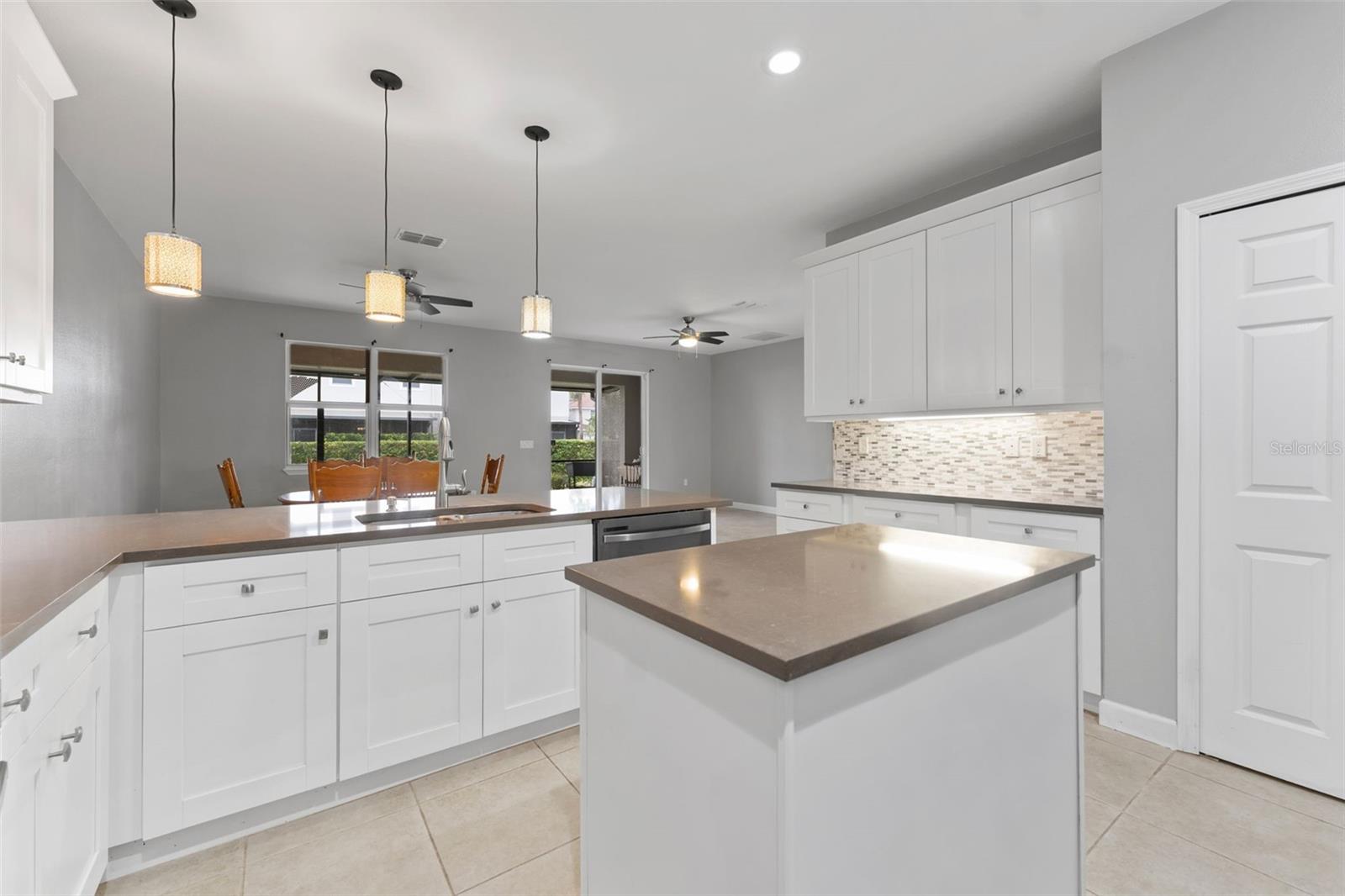 Image 8 of 28 For 1264 Riserva Lane