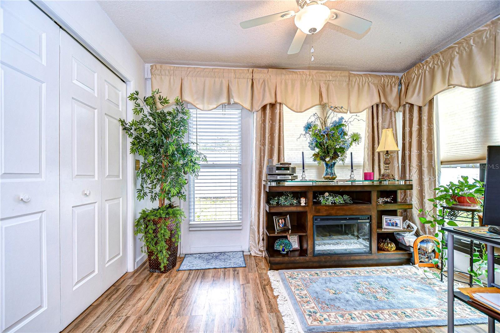 Image 32 of 59 For 38351 Ironwood Place