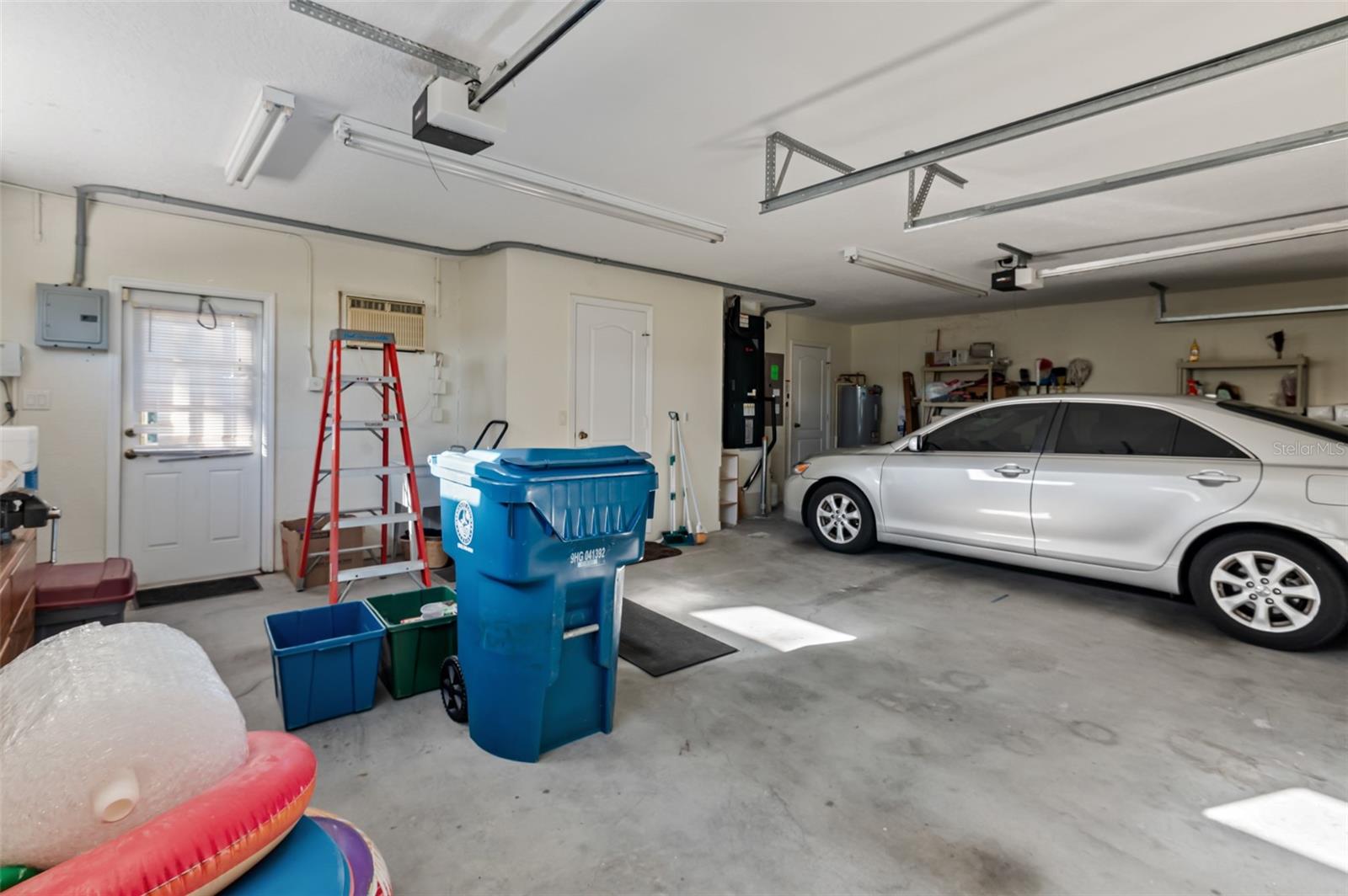 Image 45 of 72 For 12054 Conway Street