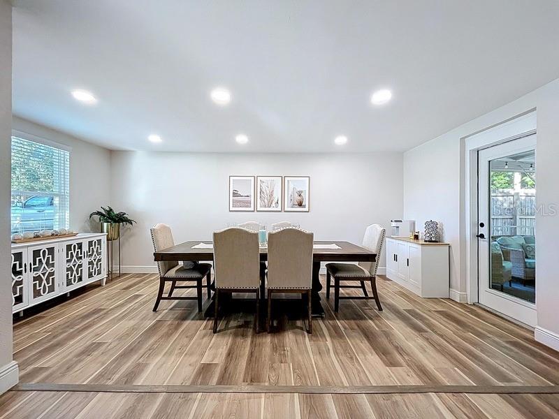 Image 9 of 37 For 3501 Paxton Avenue