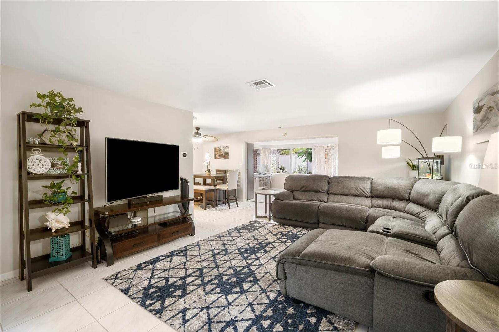 Image 4 of 24 For 1821 Bellemeade Drive