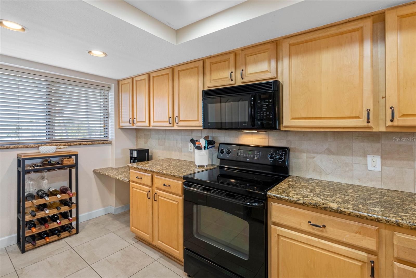 Image 14 of 73 For 363 Pinellas Bayway S 41