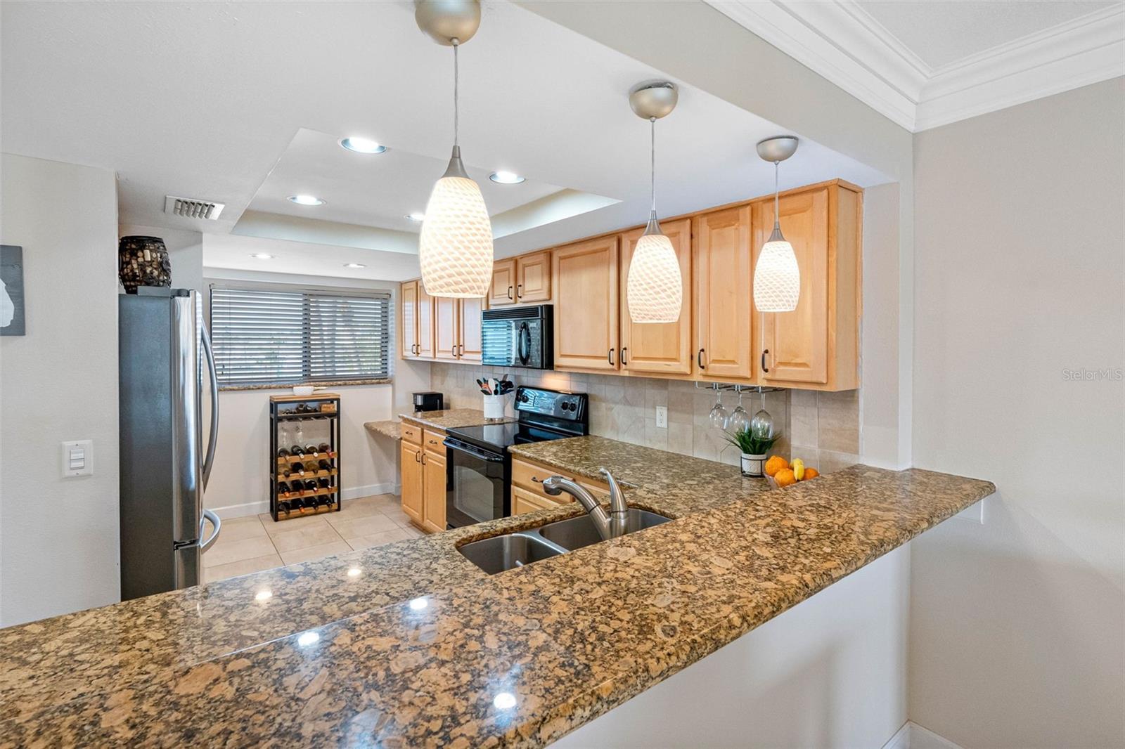 Image 21 of 73 For 363 Pinellas Bayway S 41