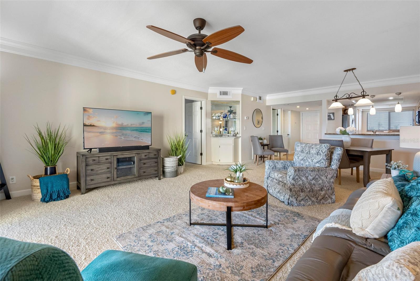 Image 31 of 73 For 363 Pinellas Bayway S 41