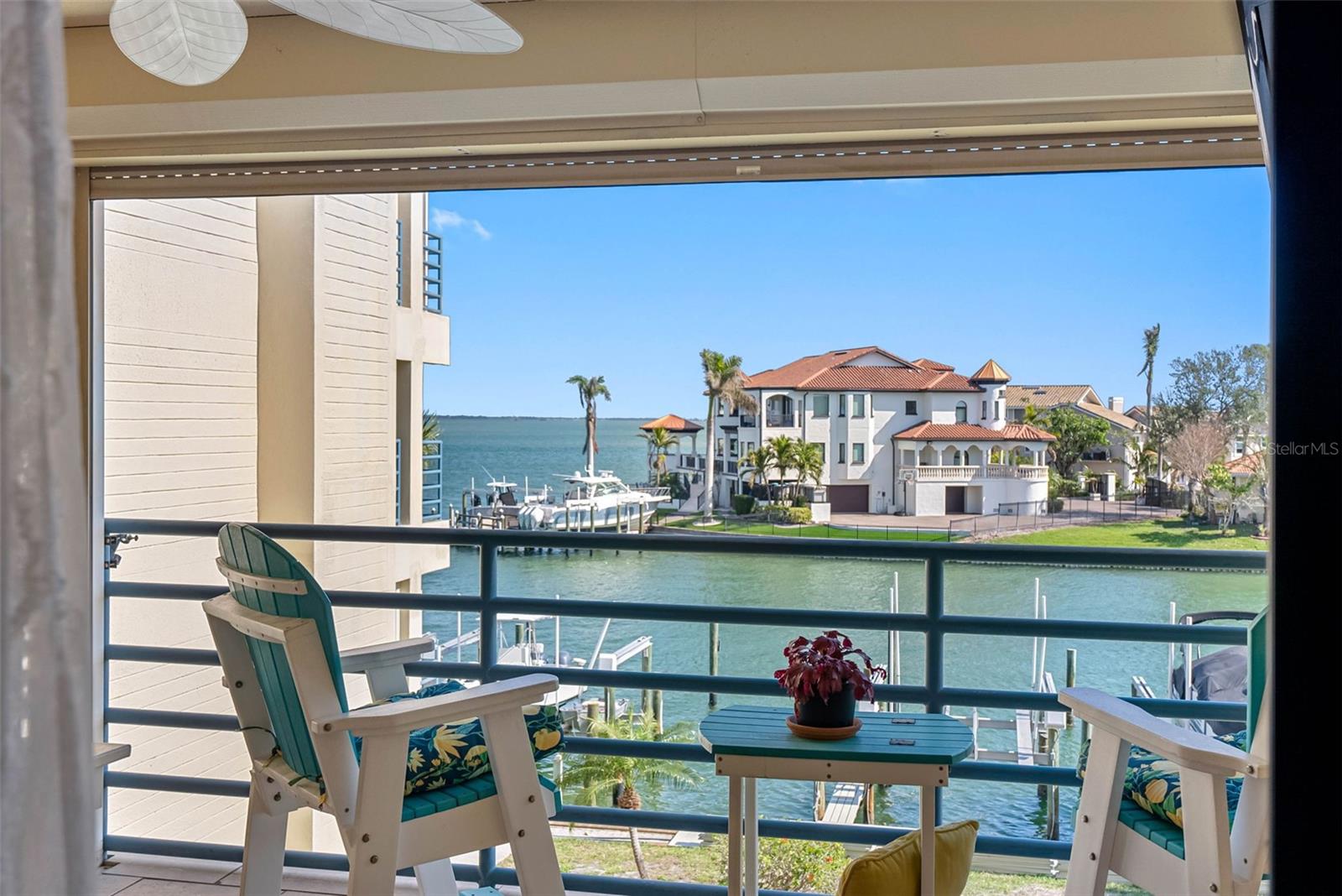 Image 43 of 73 For 363 Pinellas Bayway S 41