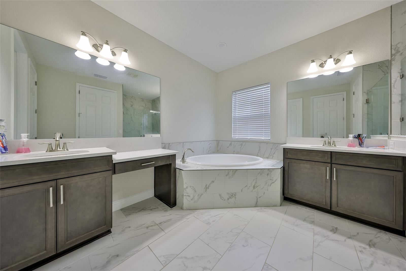 Image 24 of 51 For 13211 Twin Bridges Drive