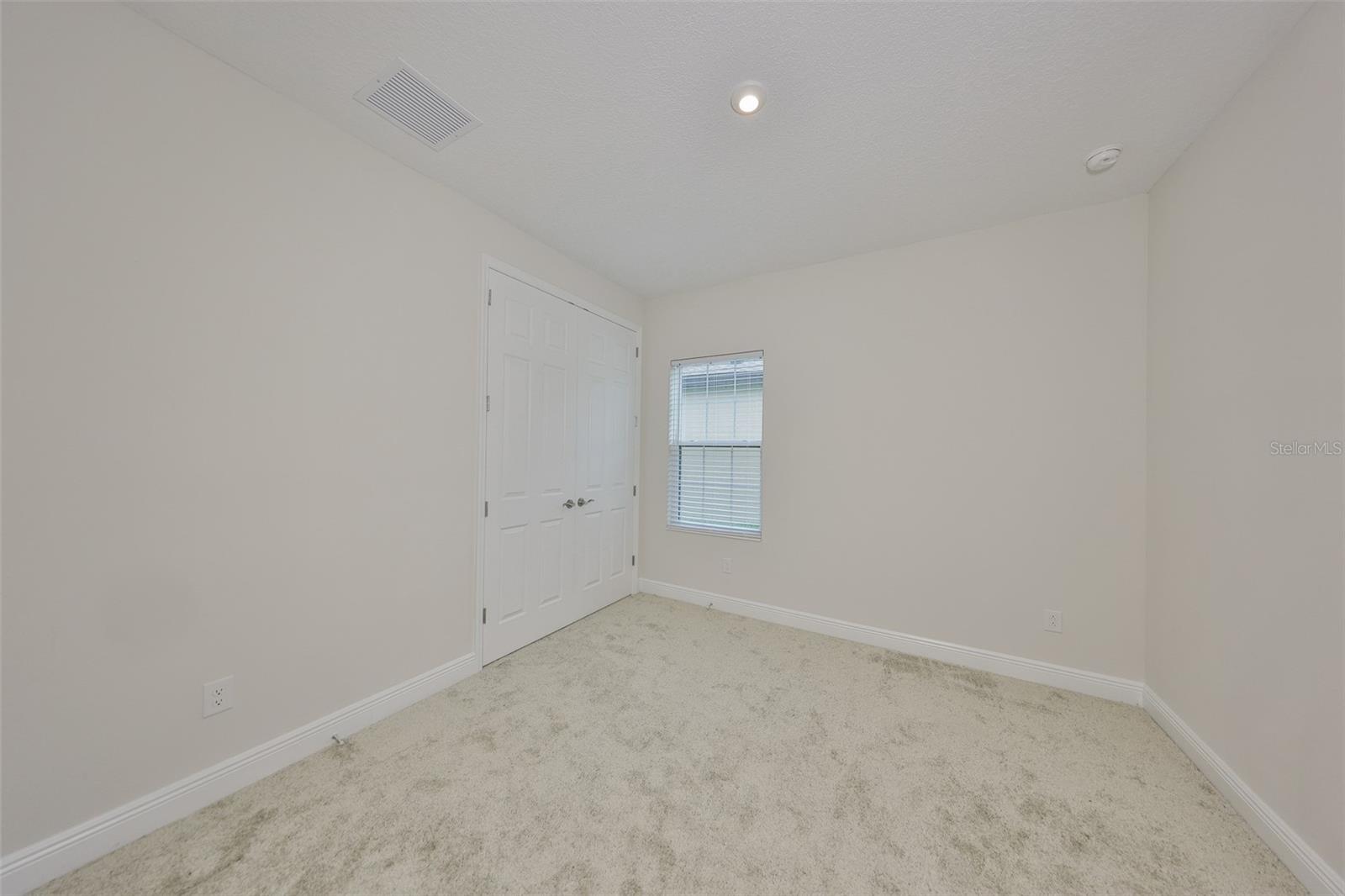 Image 32 of 51 For 13211 Twin Bridges Drive