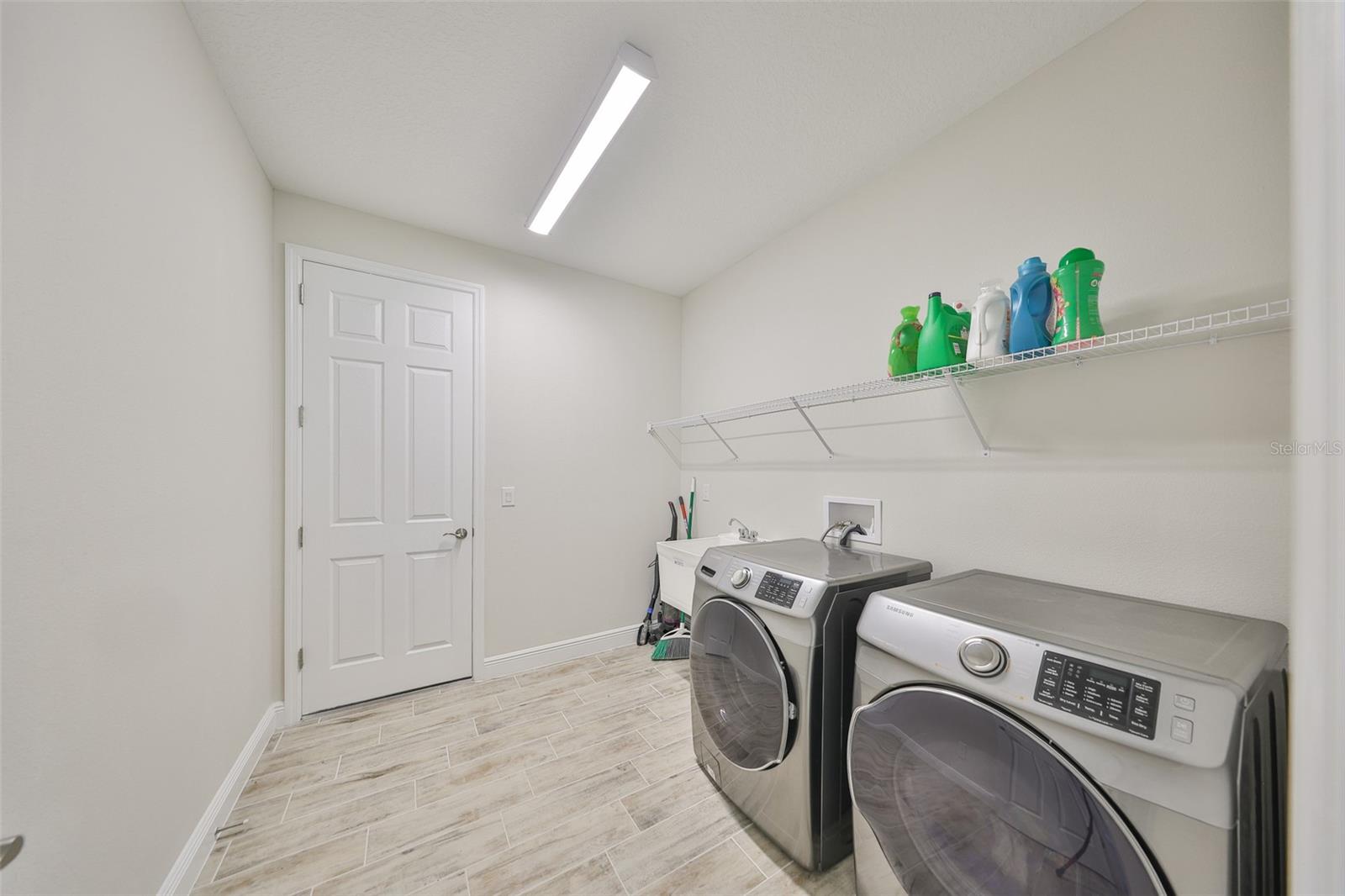 Image 33 of 51 For 13211 Twin Bridges Drive