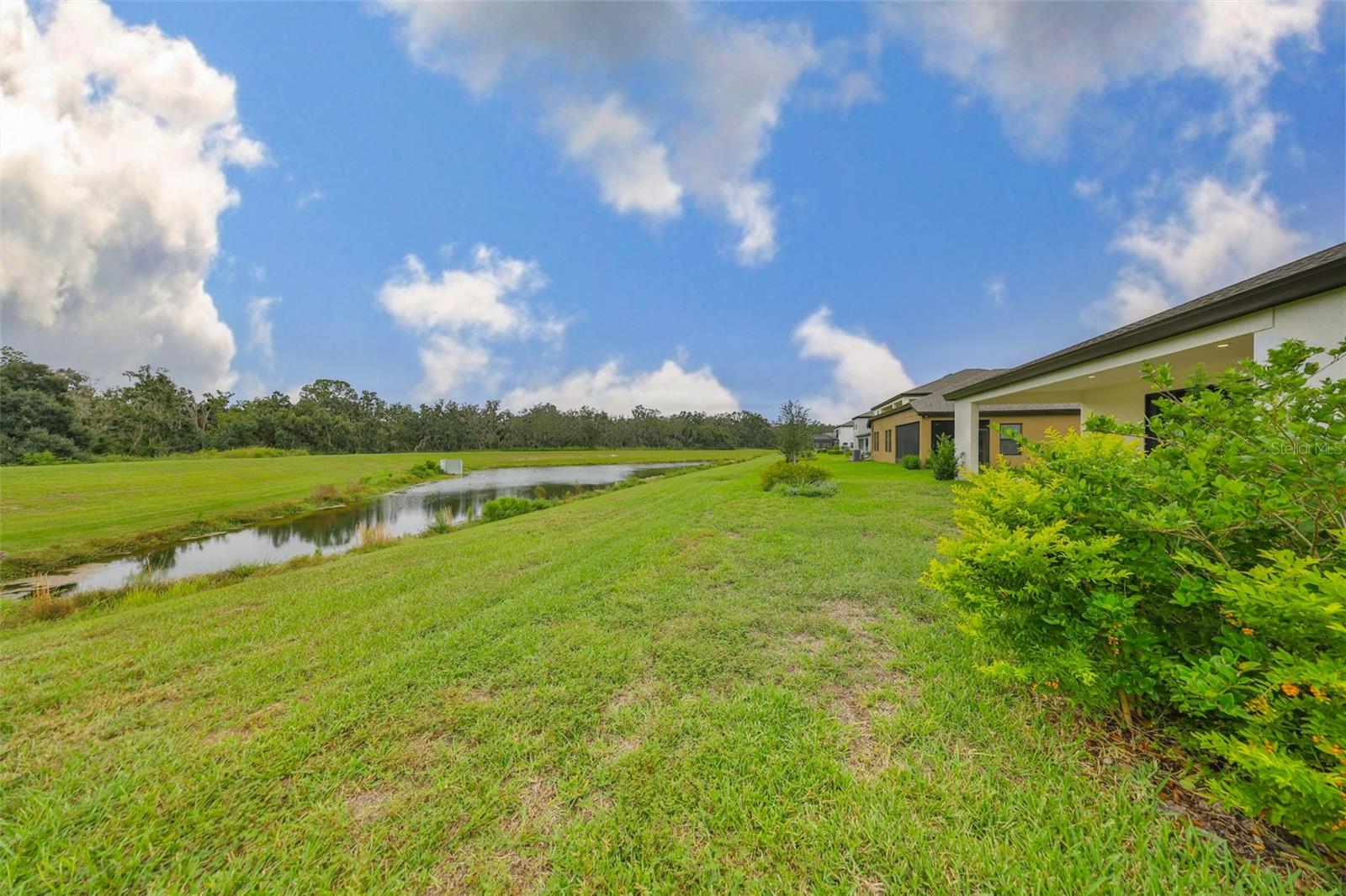Image 37 of 51 For 13211 Twin Bridges Drive