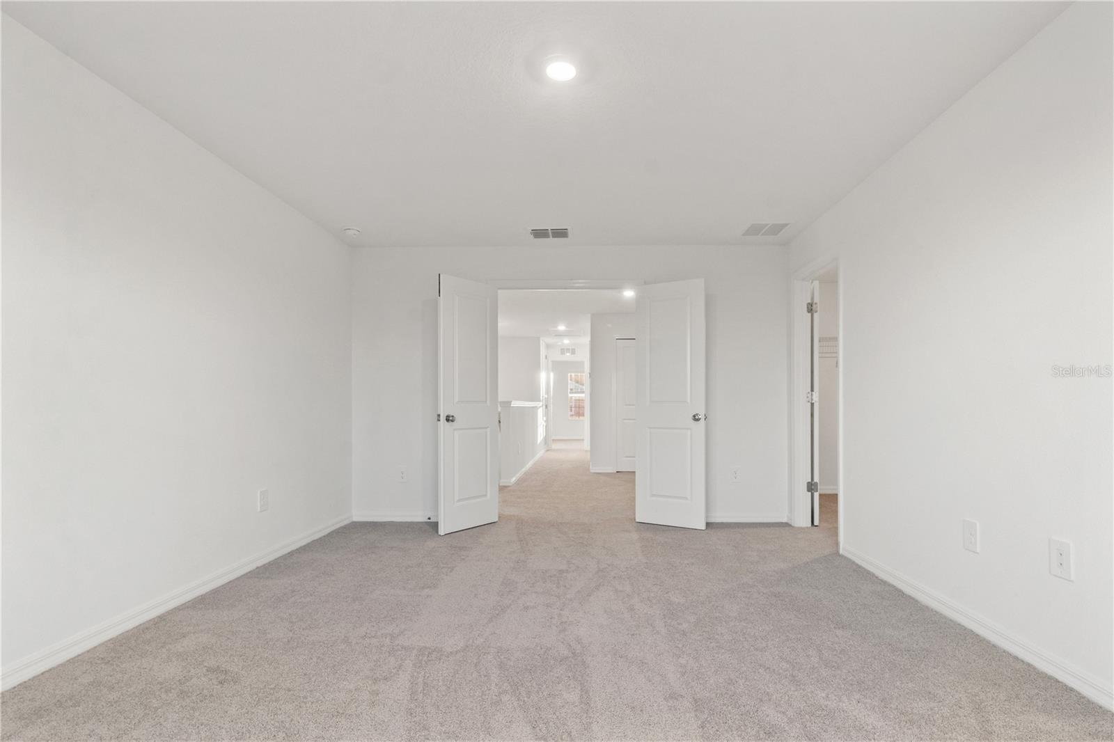 Image 13 of 31 For 9421 Cannon Beach Drive