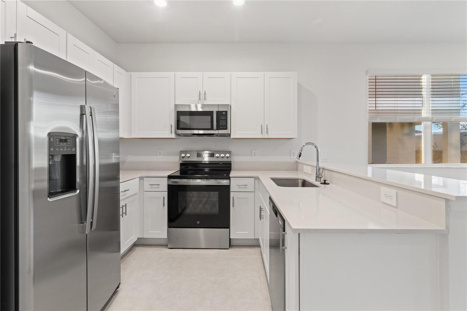 Image 5 of 31 For 9421 Cannon Beach Drive