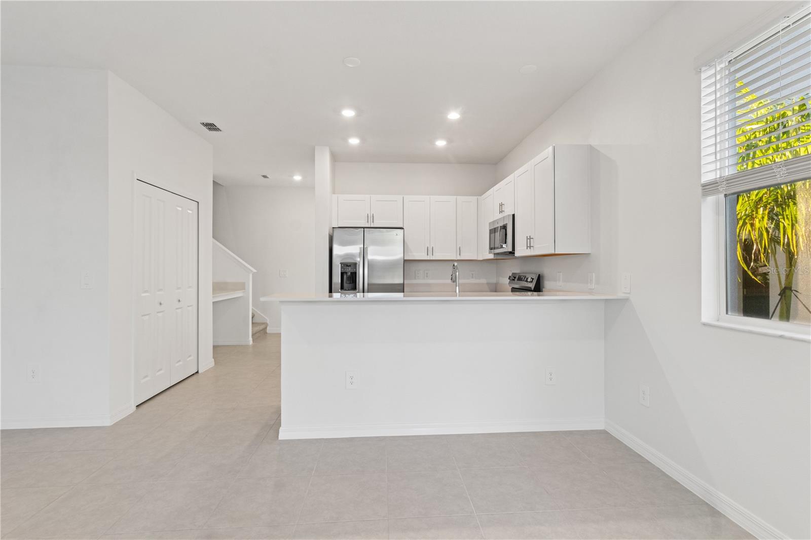 Image 7 of 31 For 9421 Cannon Beach Drive