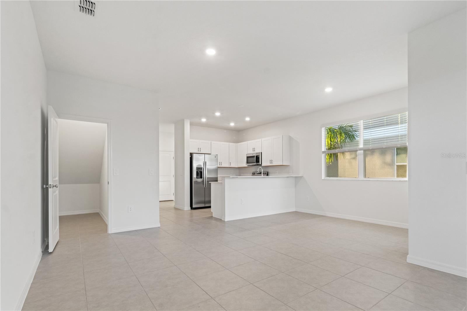 Image 8 of 31 For 9421 Cannon Beach Drive