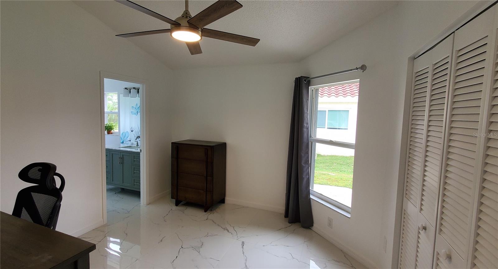 Image 17 of 28 For 5508 83rd Terrace E