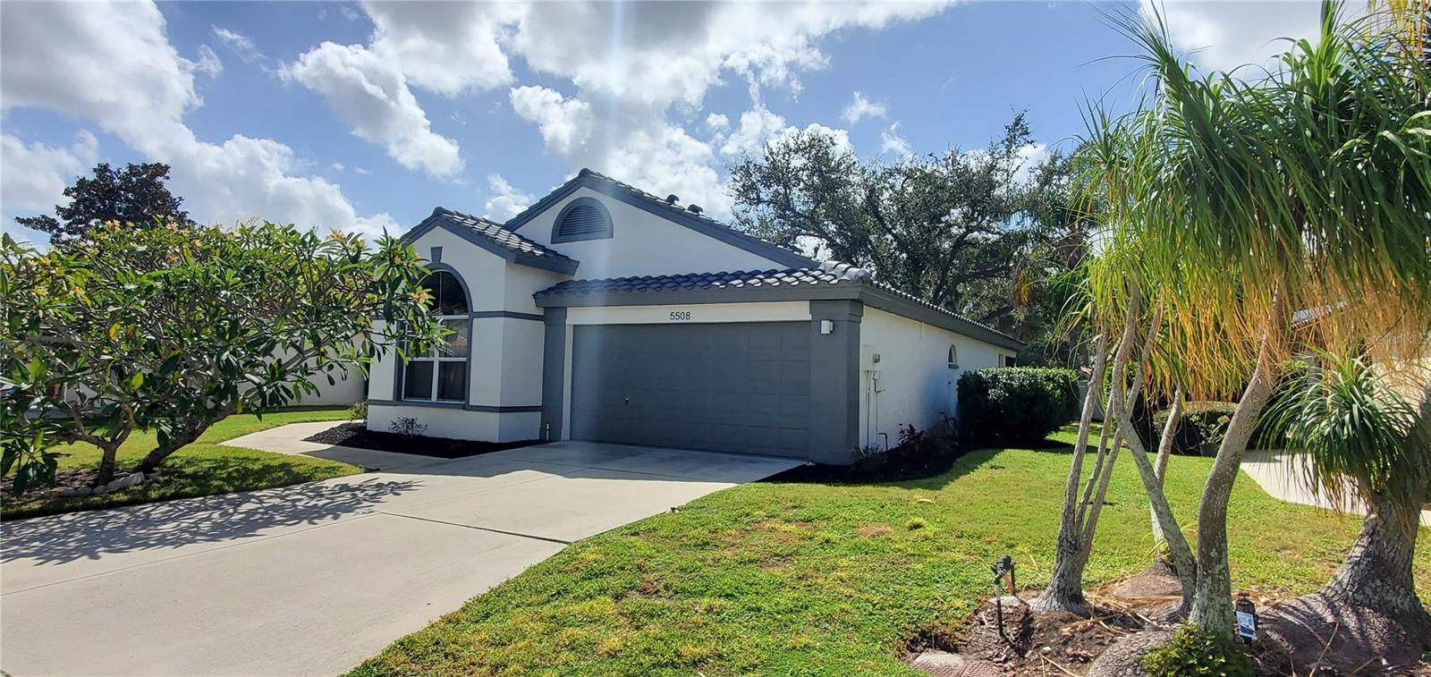 Image 2 of 28 For 5508 83rd Terrace E