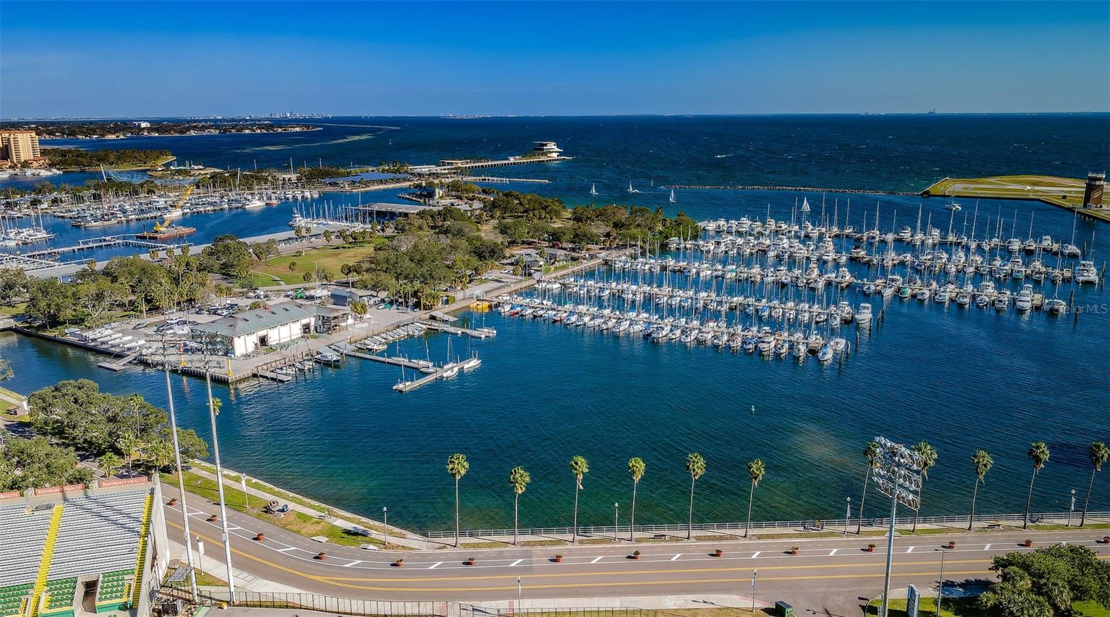 Image 45 of 62 For 1100 Shore Drive Ne 407