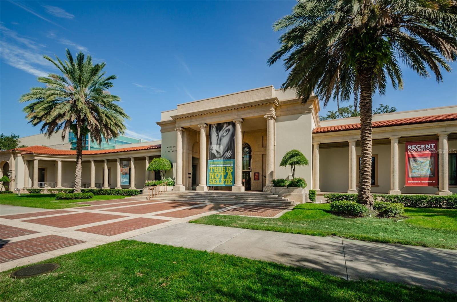 Image 48 of 62 For 1100 Shore Drive Ne 407