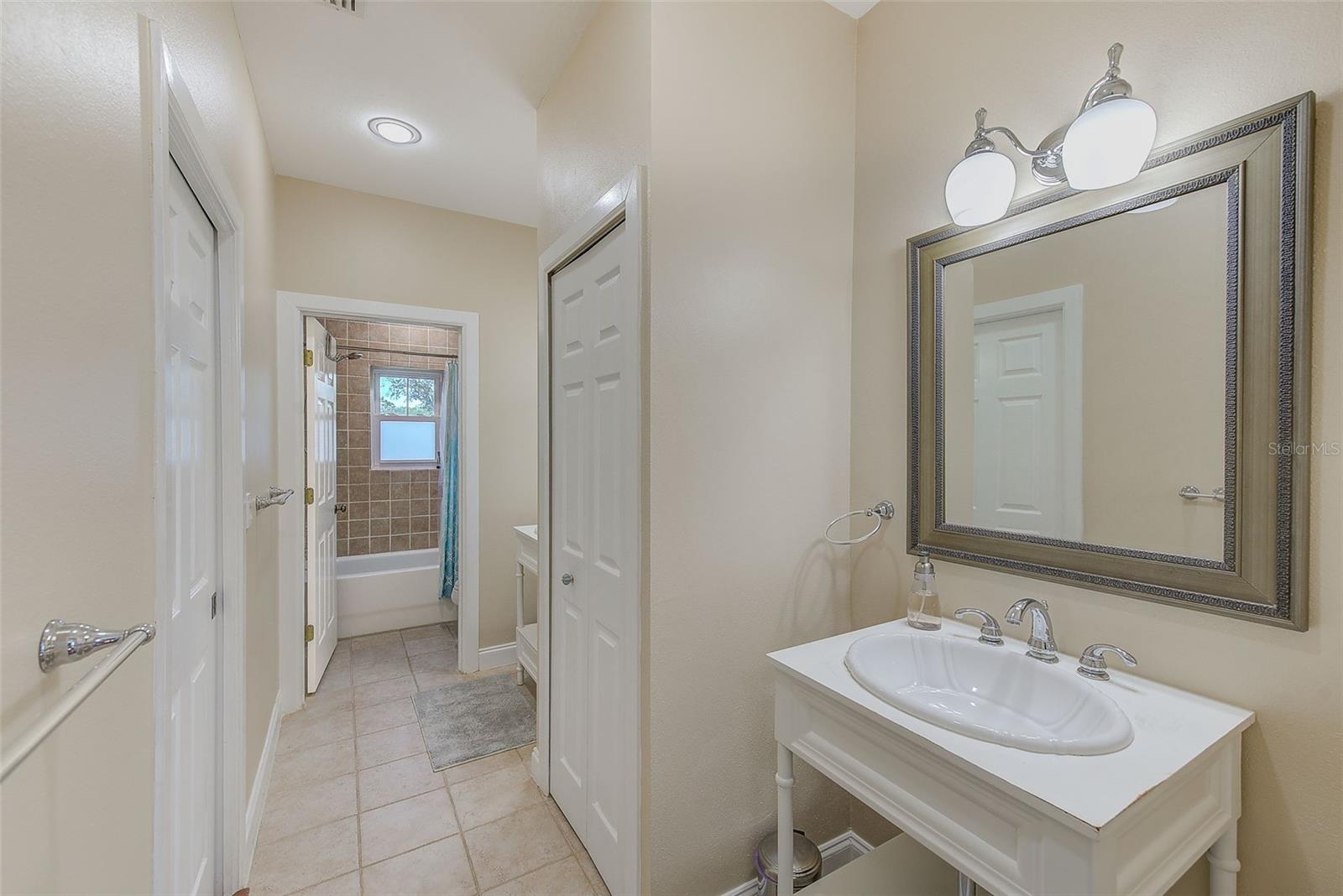 Image 31 of 38 For 1110 Highland Street S