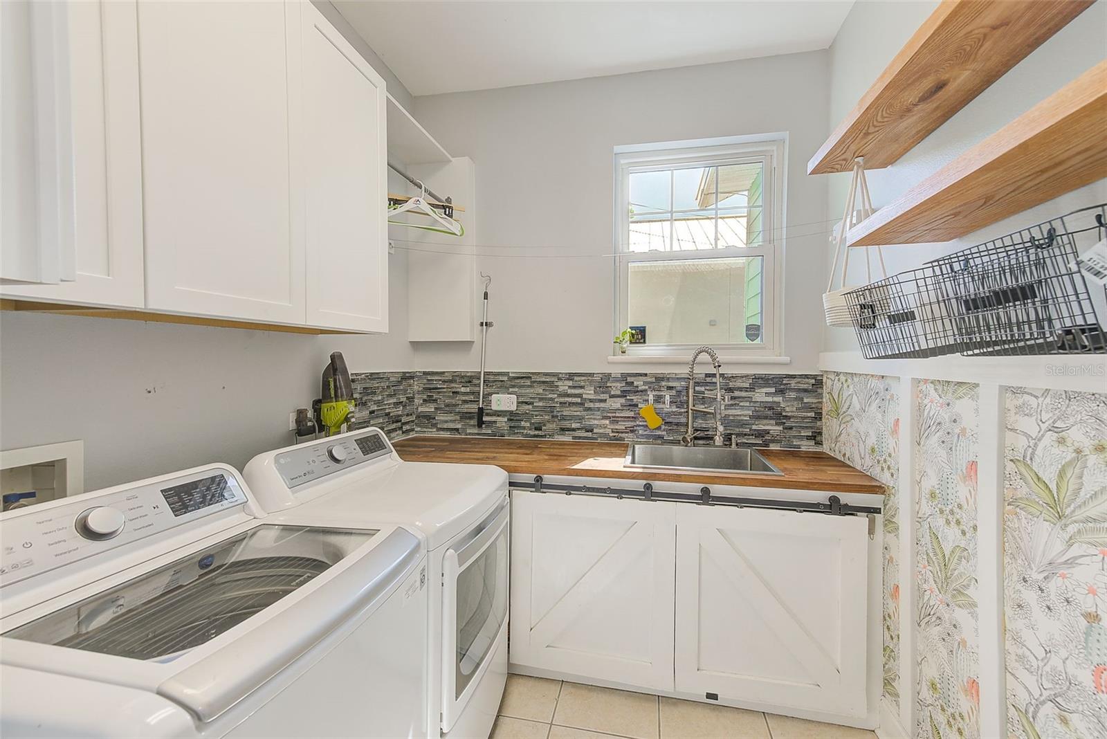 Image 34 of 38 For 1110 Highland Street S