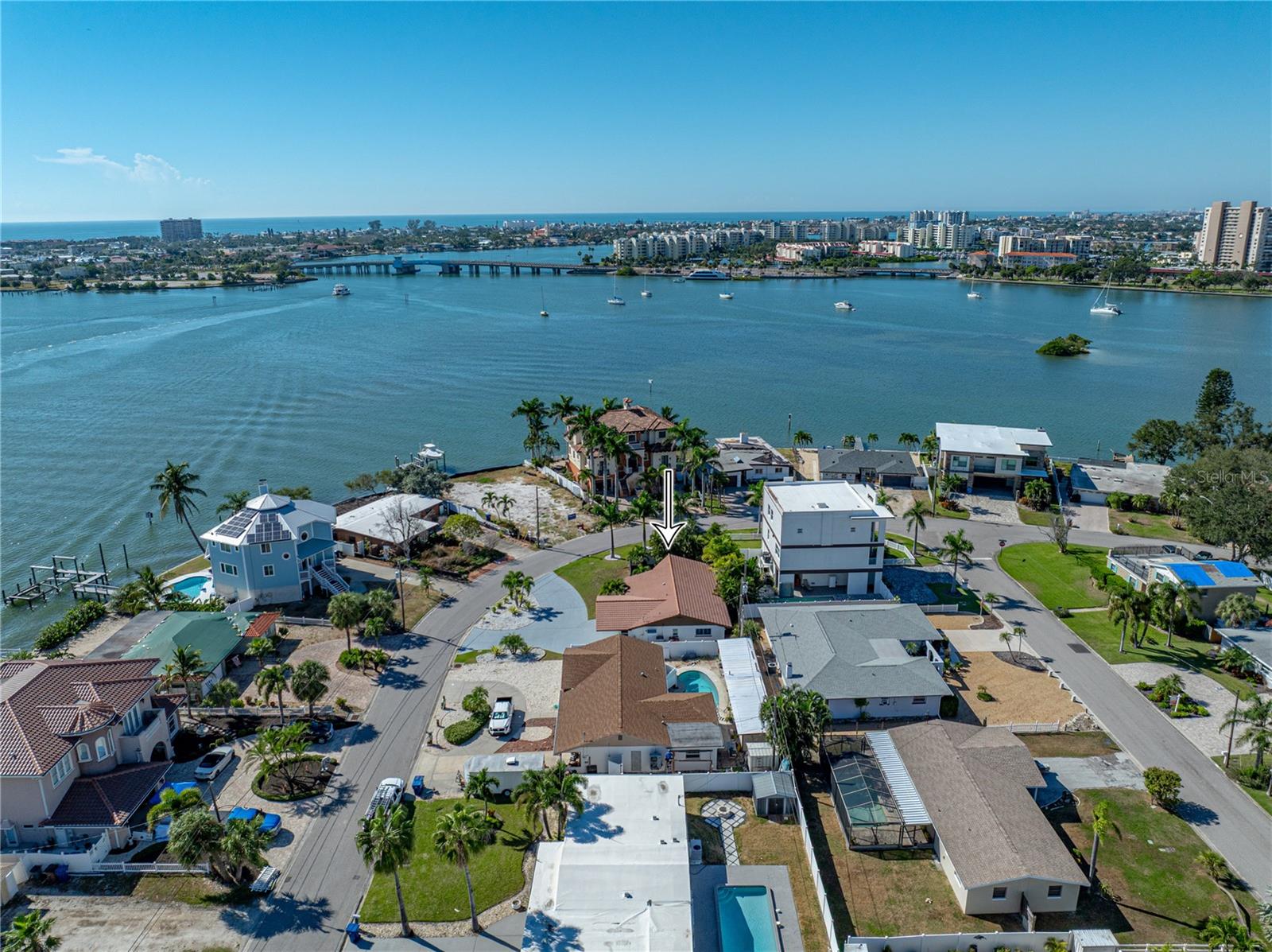 Image 3 of 82 For 7125 Shore Drive S