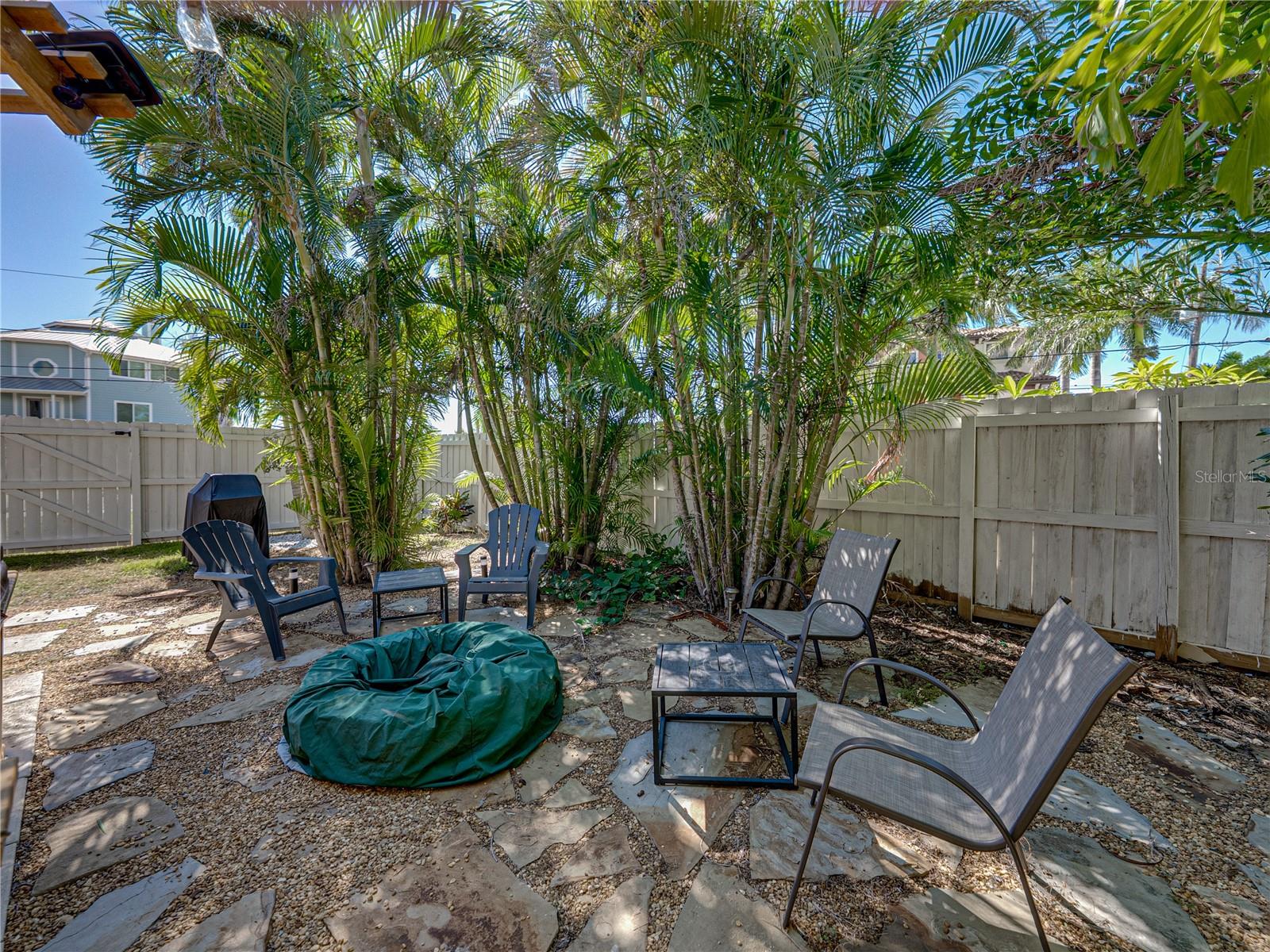 Image 49 of 82 For 7125 Shore Drive S