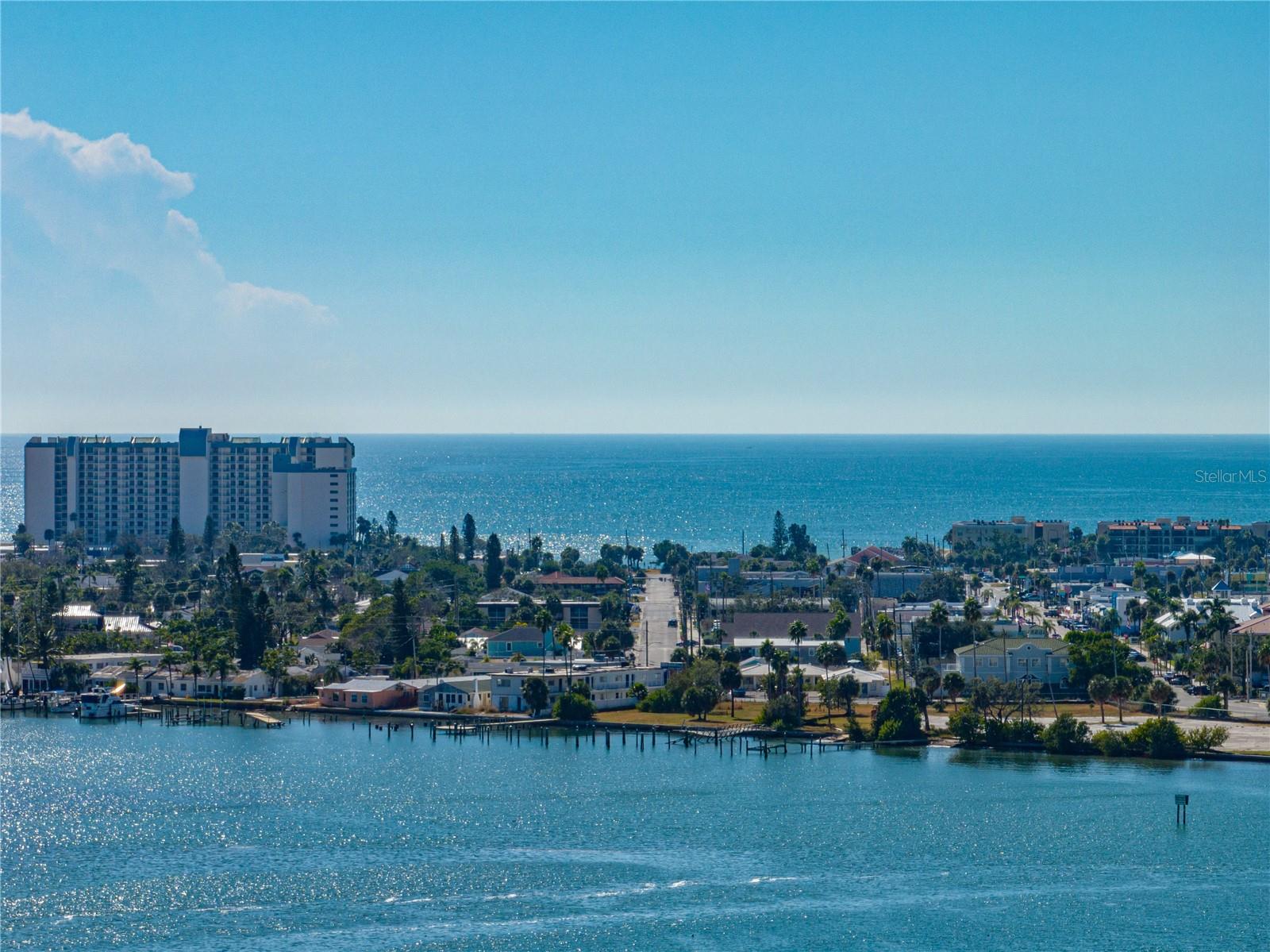 Image 66 of 82 For 7125 Shore Drive S