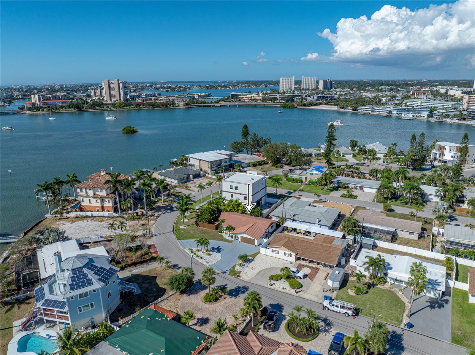 Image 74 of 82 For 7125 Shore Drive S