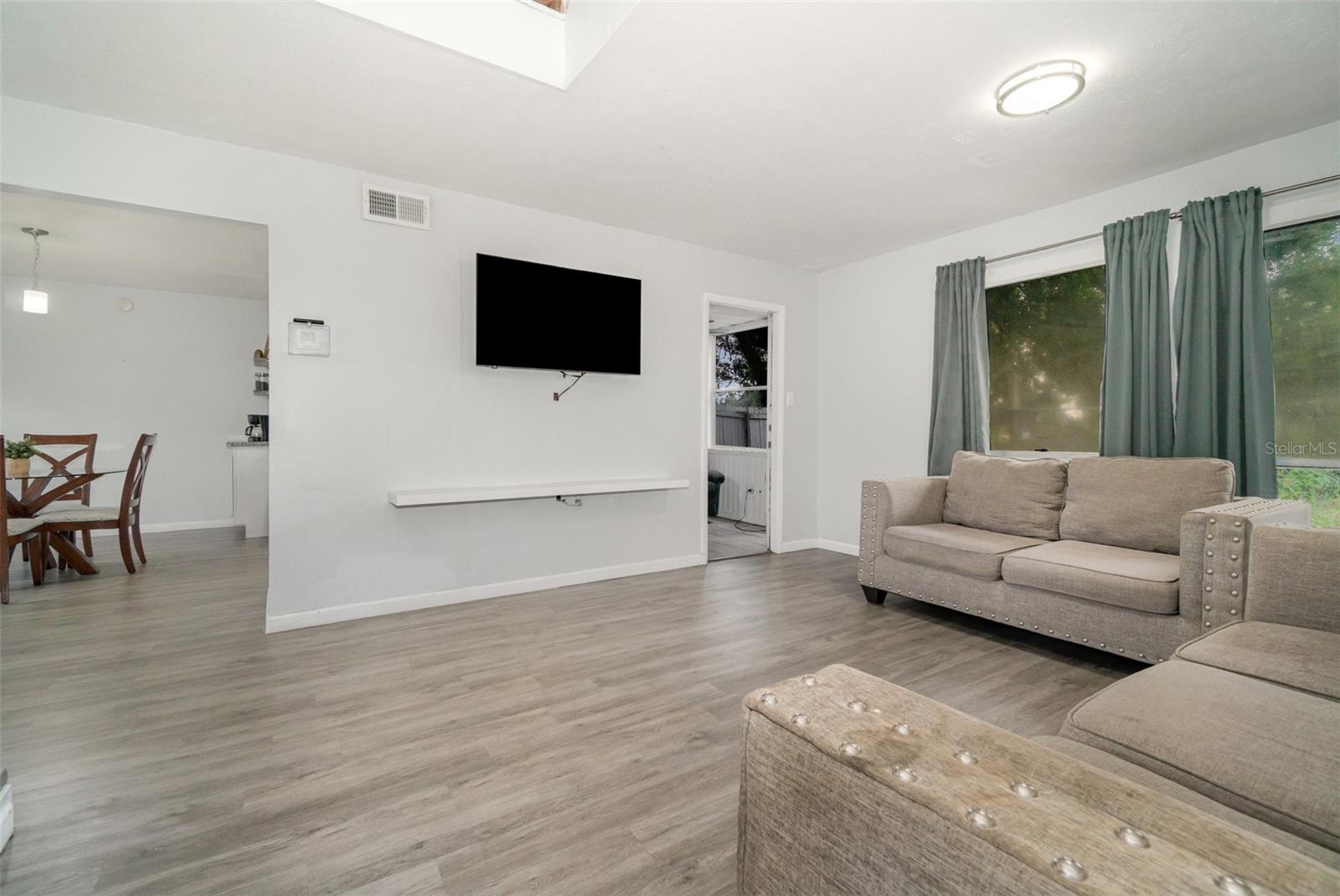 Image 8 of 34 For 1838 Warringwood Drive Ge
