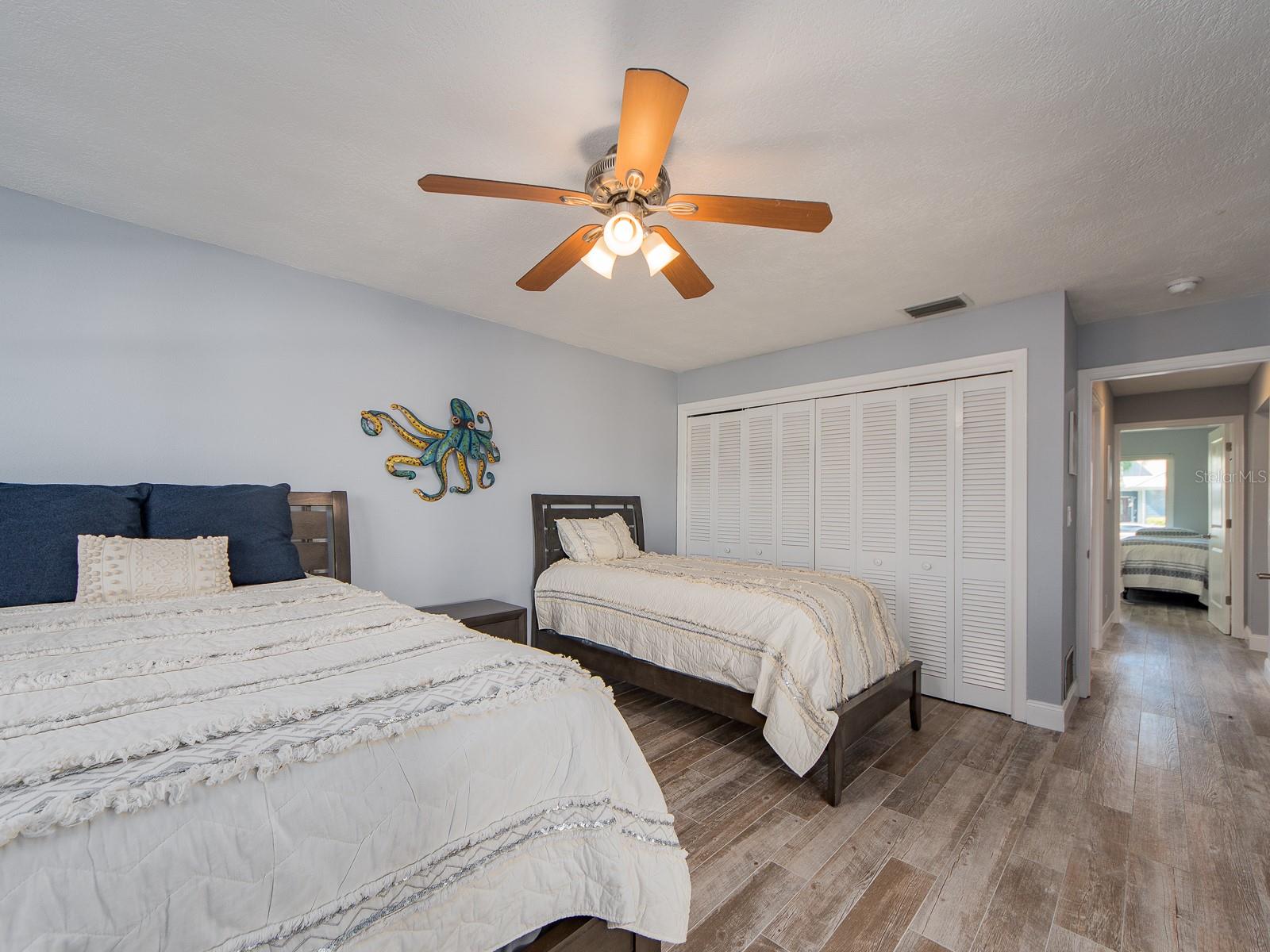 Listing photo id 9 for 725 Snug Island