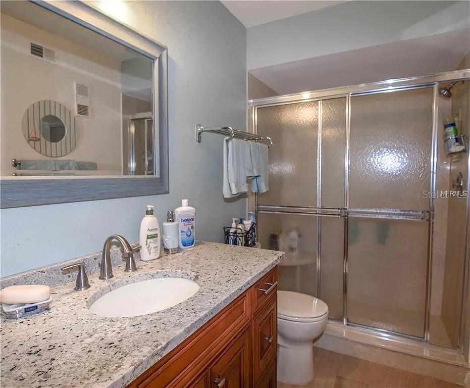 Image 8 of 26 For 10200 Regal Drive 3