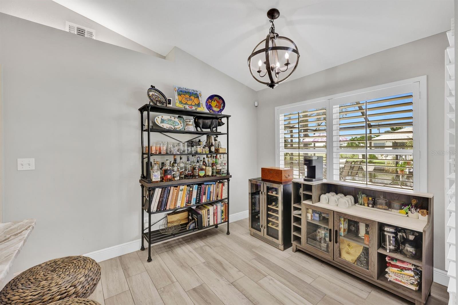 Image 18 of 46 For 4328 18th Avenue