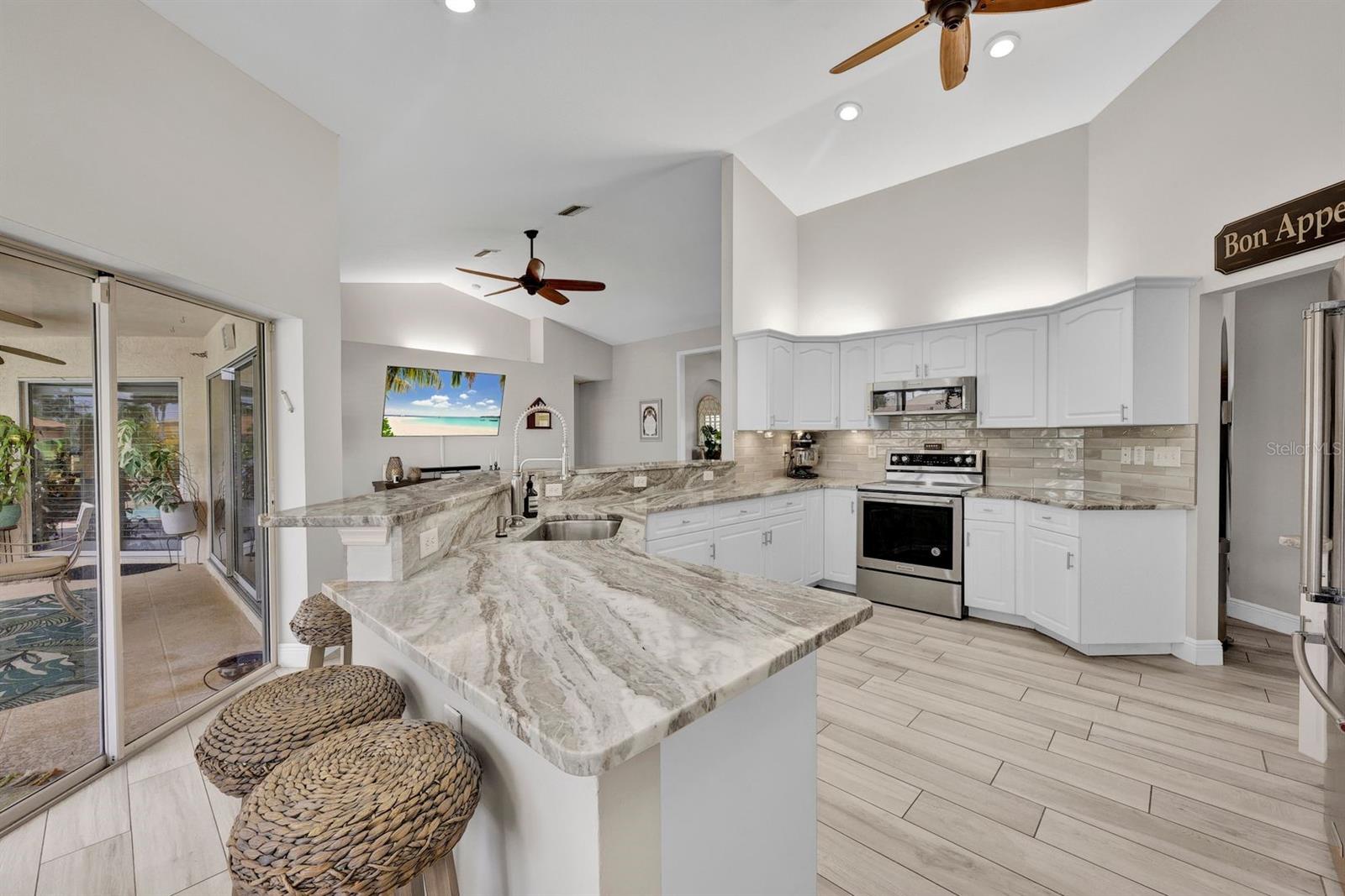 Image 4 of 46 For 4328 18th Avenue