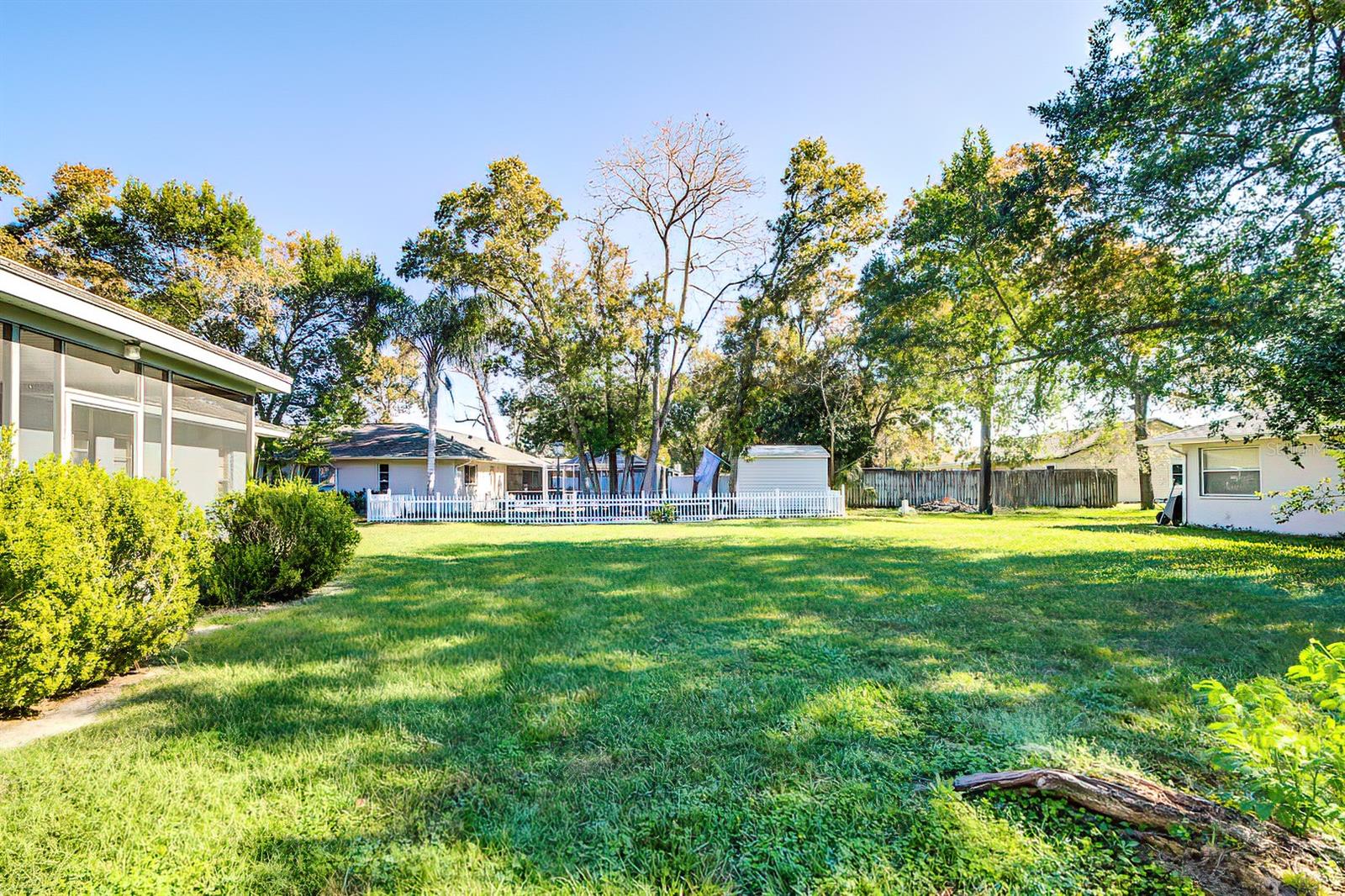 Image 31 of 36 For 11100 Monarch Street