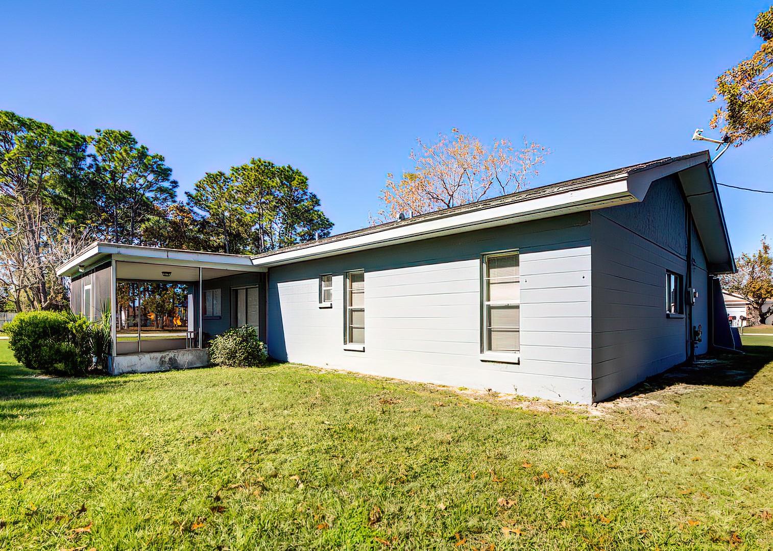 Image 34 of 36 For 11100 Monarch Street