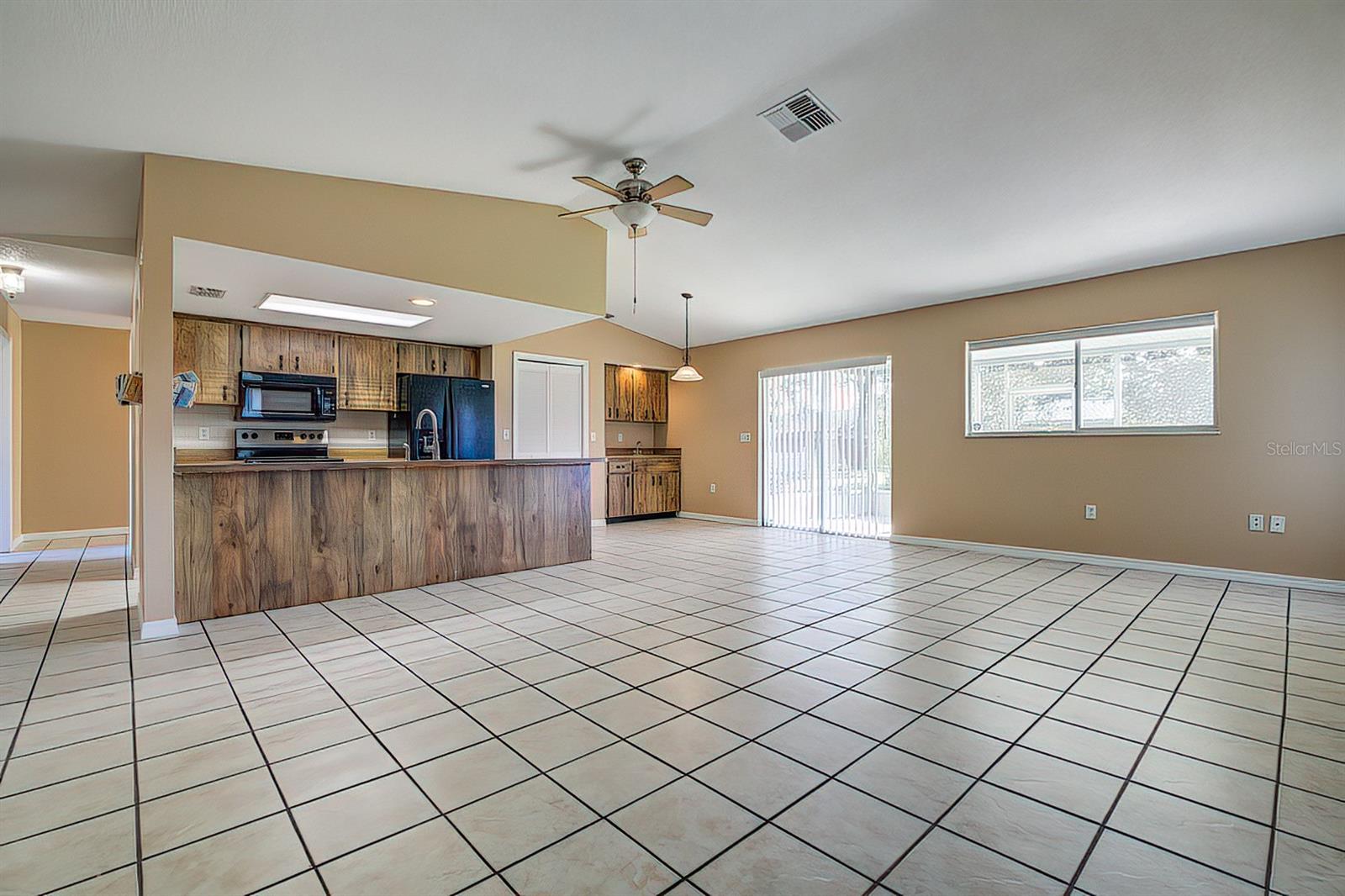 Image 4 of 36 For 11100 Monarch Street