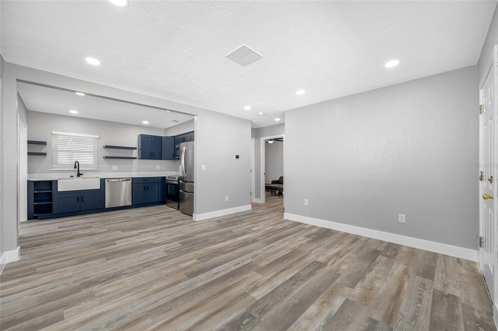 Image 4 of 35 For 340 79th Avenue