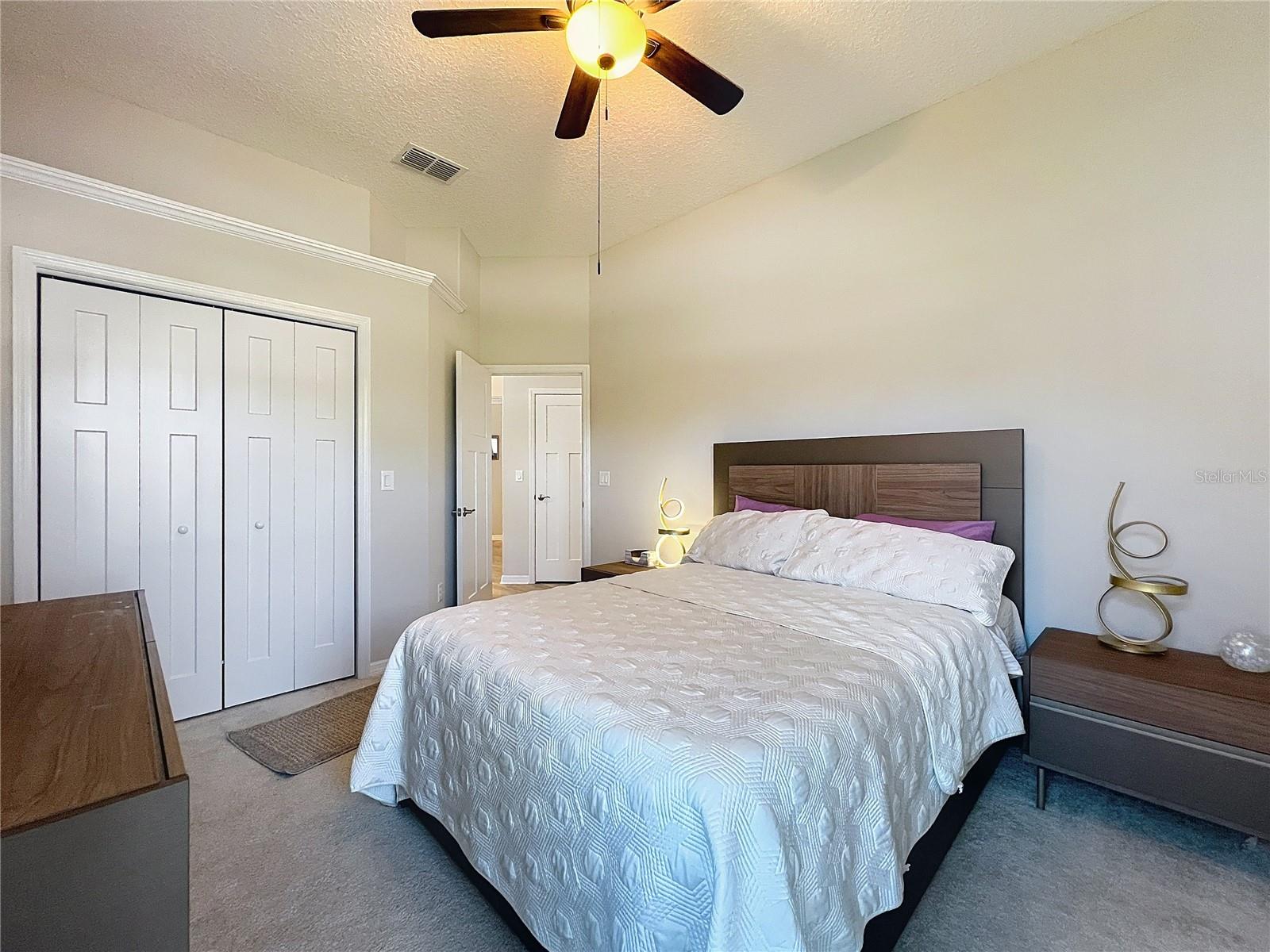 Image 34 of 45 For 8 Deer Court 15