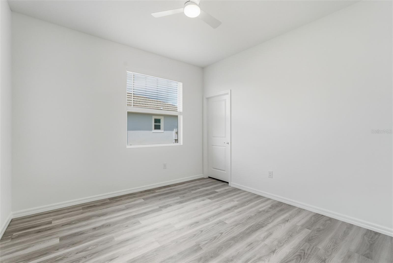 Image 18 of 43 For 31434 Paper Birch Street