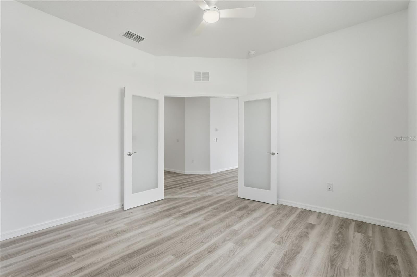 Image 19 of 43 For 31434 Paper Birch Street