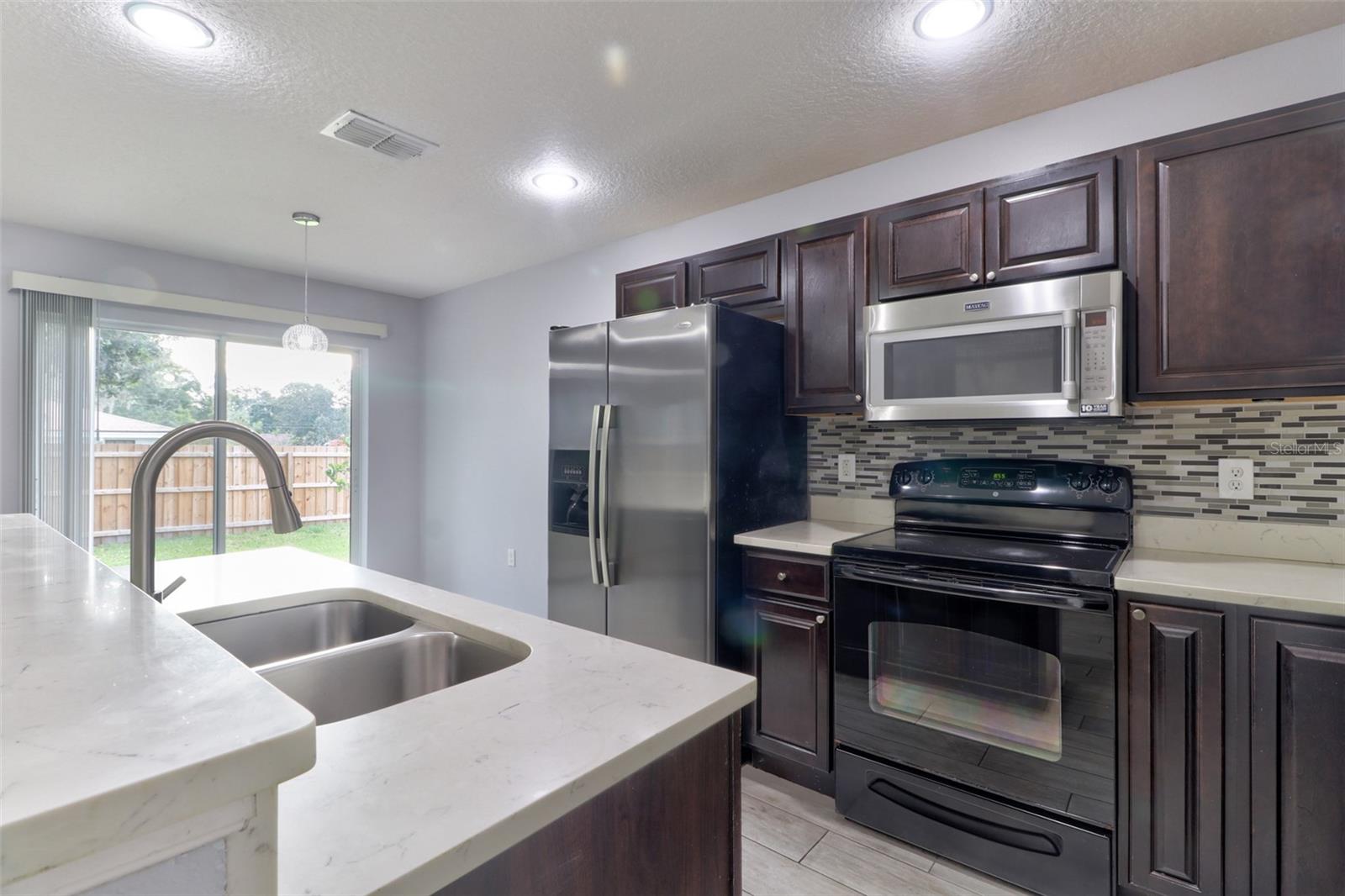 Image 7 of 29 For 4441 Ashburn Square Drive