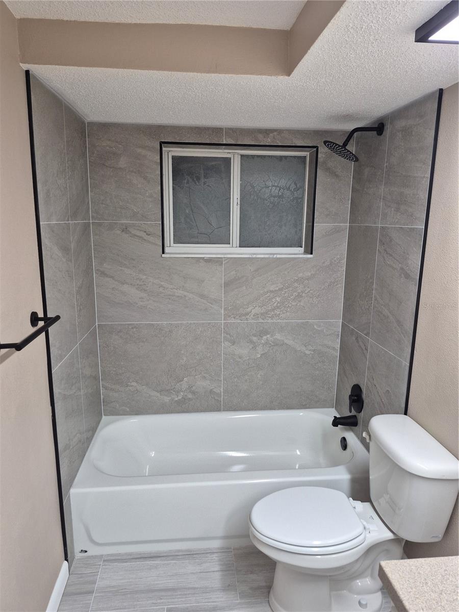 Image 14 of 26 For 7014 Ingleside Drive