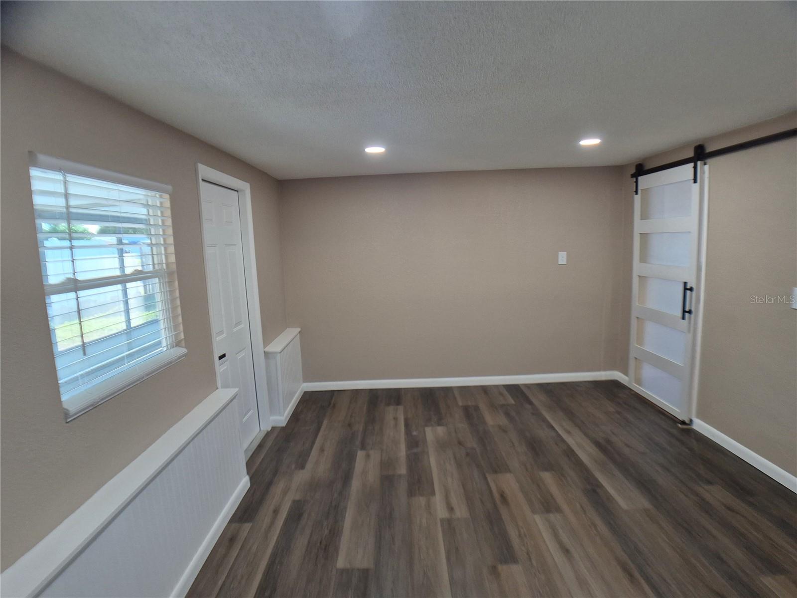 Image 21 of 26 For 7014 Ingleside Drive