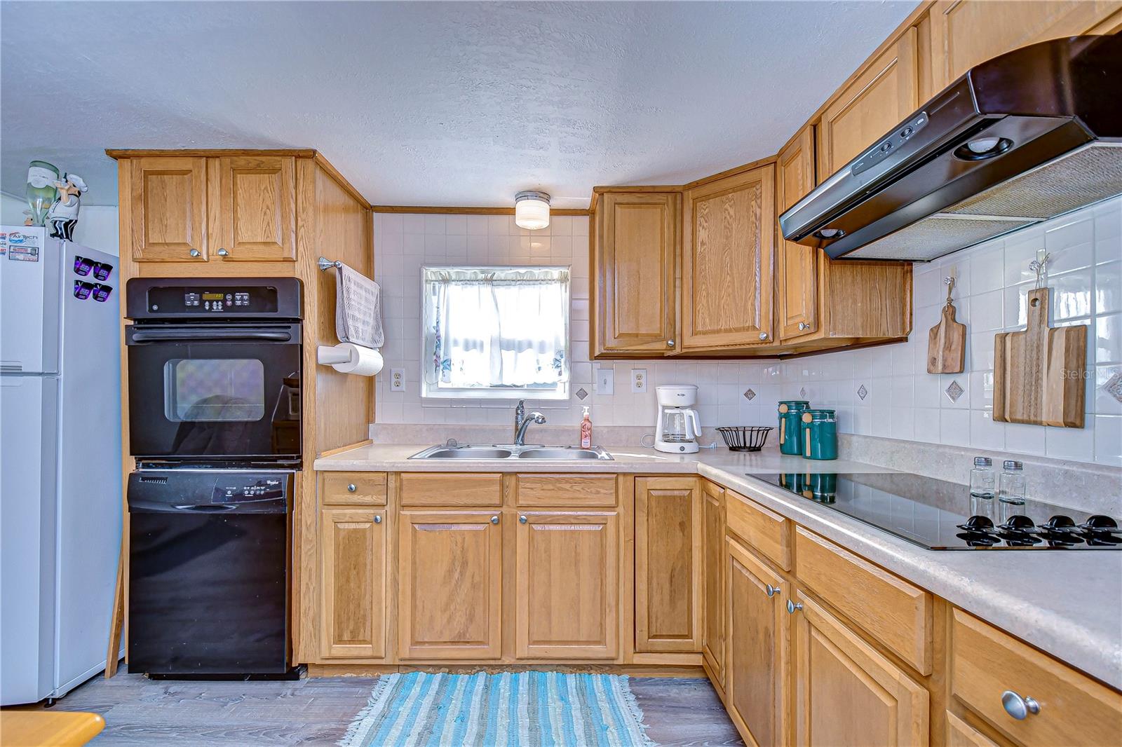 Image 12 of 48 For 38541 Windflower Avenue