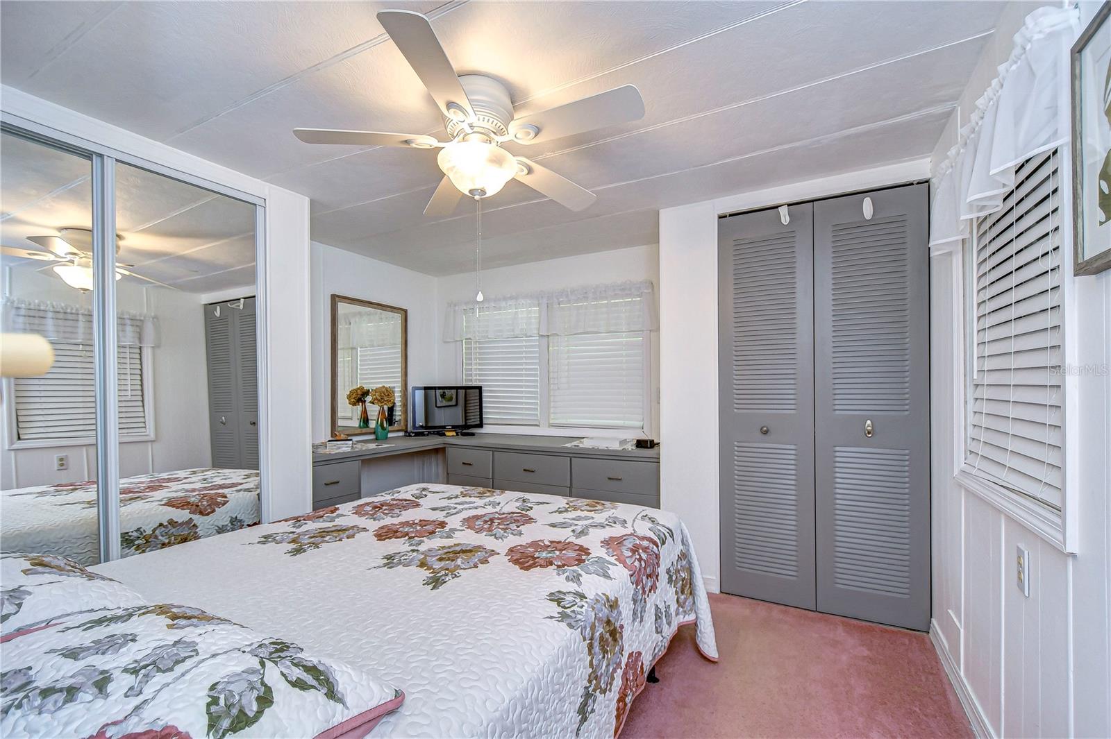 Image 16 of 48 For 38541 Windflower Avenue