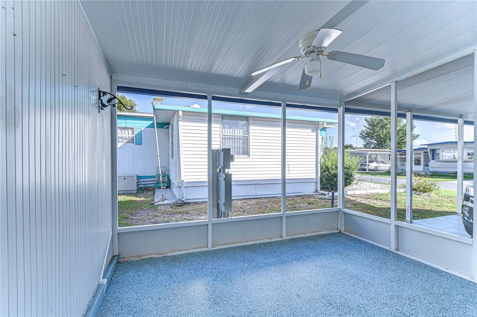 Image 34 of 48 For 38541 Windflower Avenue